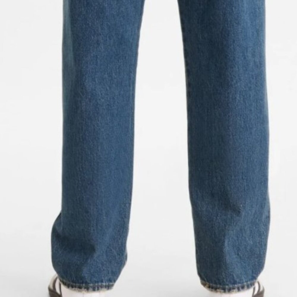 Levi's - Picture 7 of 15